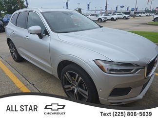 Used 2018 Volvo XC60 T5 Momentum w/ Vision Package image 1