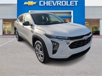 New 2025 Chevrolet Trax LS image 1