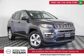 Used 2018 Jeep Compass Latitude image 1