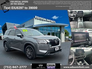 Used 2022 Nissan Pathfinder SV image 1