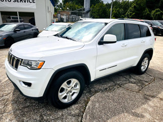 Used 2017 Jeep Grand Cherokee Laredo w/ Quick Order Package 2BE image 1