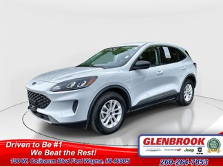 Used 2022 Ford Escape SE image 1