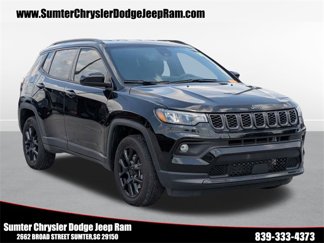 Used 2024 Jeep Compass Latitude w/ Convenience Group image 1
