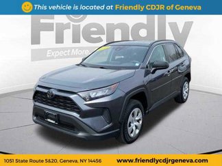 Used 2019 Toyota RAV4 LE image 1