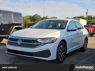 Used 2024 Volkswagen Jetta S image 1