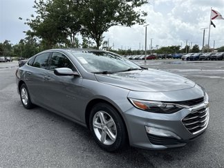 Used 2024 Chevrolet Malibu LT image 1