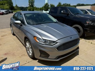 Used 2020 Ford Fusion SE image 1