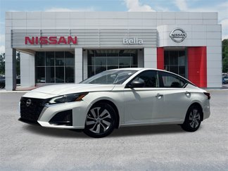 Used 2024 Nissan Altima 2.5 S image 1