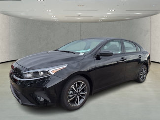 Used 2022 Kia Forte LXS image 1