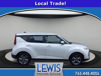 Used 2021 Kia Soul S image 1