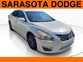 Used 2015 Nissan Altima 2.5 S w/ Special Edition Package image 1