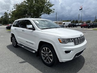 Used 2017 Jeep Grand Cherokee Overland w/ Mopar Chrome Edition Group image 1