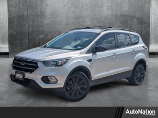 Used 2018 Ford Escape SE w/ SE Sport Appearance Package image 1