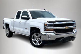 Used 2018 Chevrolet Silverado 1500 LT w/ Texas Edition image 1