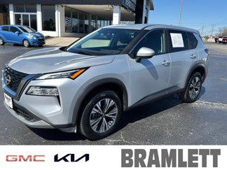 Used 2023 Nissan Rogue SV image 1