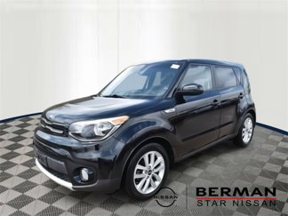 Used 2018 Kia Soul + image 1