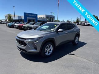 New 2025 Chevrolet Trax LS w/ LS Convenience Package image 1