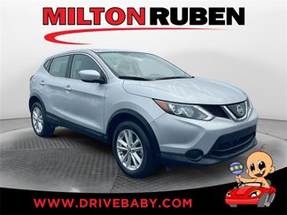 Used 2019 Nissan Rogue Sport S w/ Appearance Package image 1