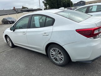Used 2017 Subaru Impreza 2.0i Premium image 1