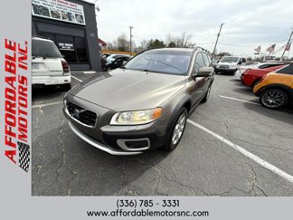 Used 2009 Volvo XC70 T6 image 1