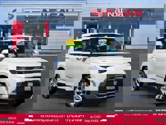 Used 2023 Kia Soul LX image 1