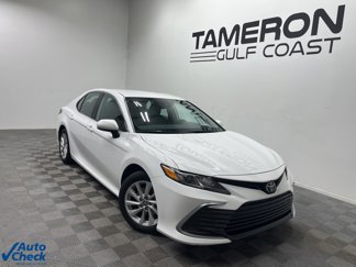 Used 2024 Toyota Camry LE image 1