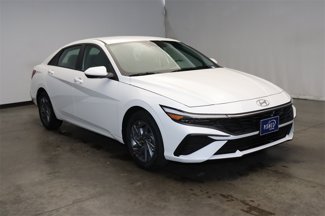 New 2025 Hyundai Elantra Sport image 1