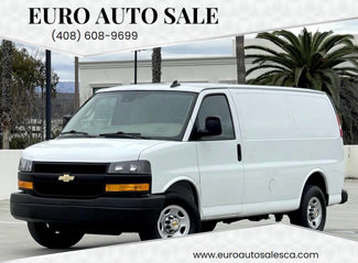 Used 2020 Chevrolet Express 3500 w/ Driver Convenience Package image 1