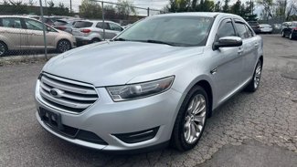 Used 2016 Ford Taurus Limited image 1