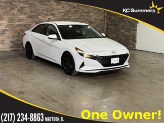Used 2023 Hyundai Elantra Blue image 1