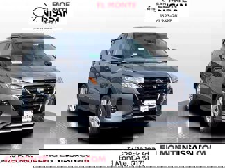 New 2025 Nissan Kicks Play S image 1