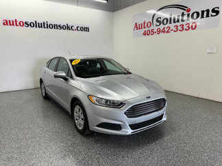 Used 2014 Ford Fusion S image 1