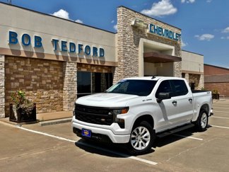 Used 2022 Chevrolet Silverado 1500 Custom image 1