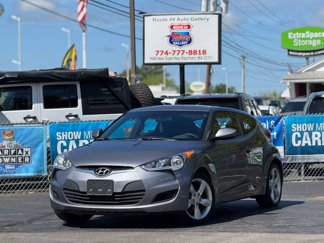 Used 2014 Hyundai Veloster image 1
