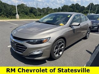 Used 2023 Chevrolet Malibu LT image 1