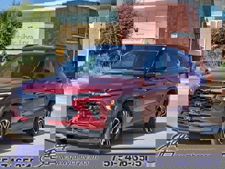 Used 2025 Chevrolet TrailBlazer RS w/ Driver Confidence Package image 1