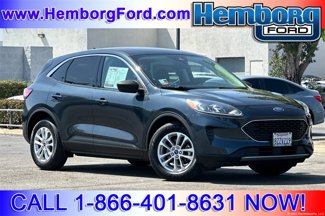 Used 2022 Ford Escape SE image 1