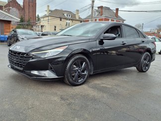 Used 2023 Hyundai Elantra SEL image 1