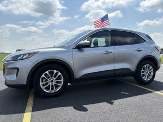 Used 2021 Ford Escape SE image 1