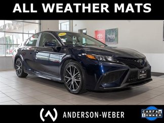 Used 2022 Toyota Camry SE image 1