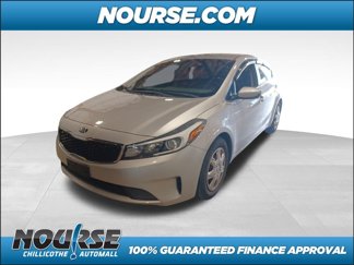 Used 2017 Kia Forte LX image 1