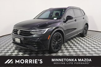 Used 2022 Volkswagen Tiguan SE R-Line image 1