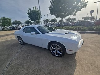 Used 2016 Dodge Challenger SXT Plus image 1