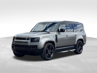 Used 2023 Land Rover Defender 130 X-Dynamic SE image 1