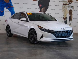 Used 2022 Hyundai Elantra SEL image 1