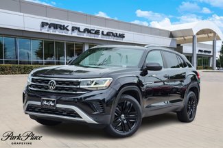 Used 2020 Volkswagen Atlas Cross Sport SE w/ Panoramic Sunroof Package image 1
