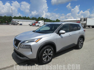 Used 2023 Nissan Rogue SV image 1