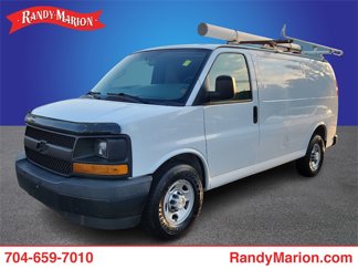 Used 2017 Chevrolet Express 2500 image 1