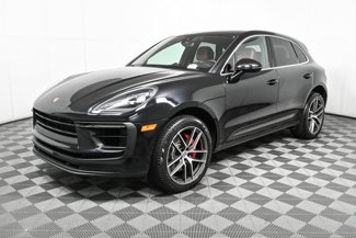 Certified 2022 Porsche Macan S image 1