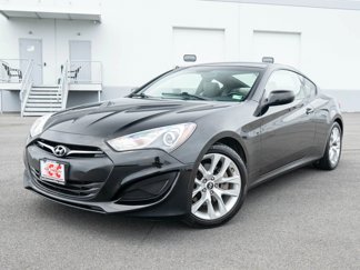 Used 2013 Hyundai Genesis 2.0T image 1